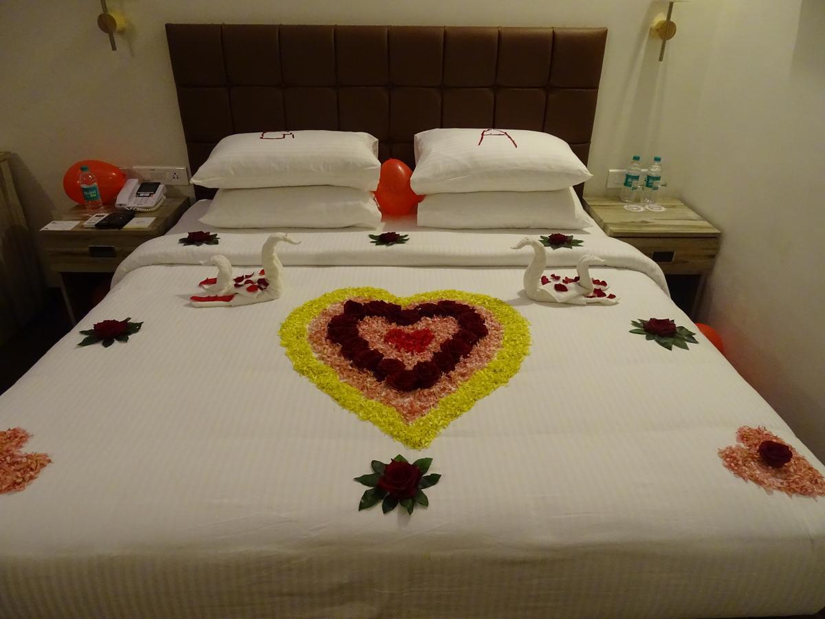Kanva Star Resorts Nelamangala Buitenkant foto